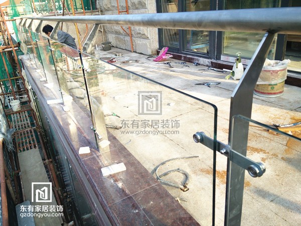 番禺吴小姐别墅阳台不锈钢玻璃栏杆 LG-016