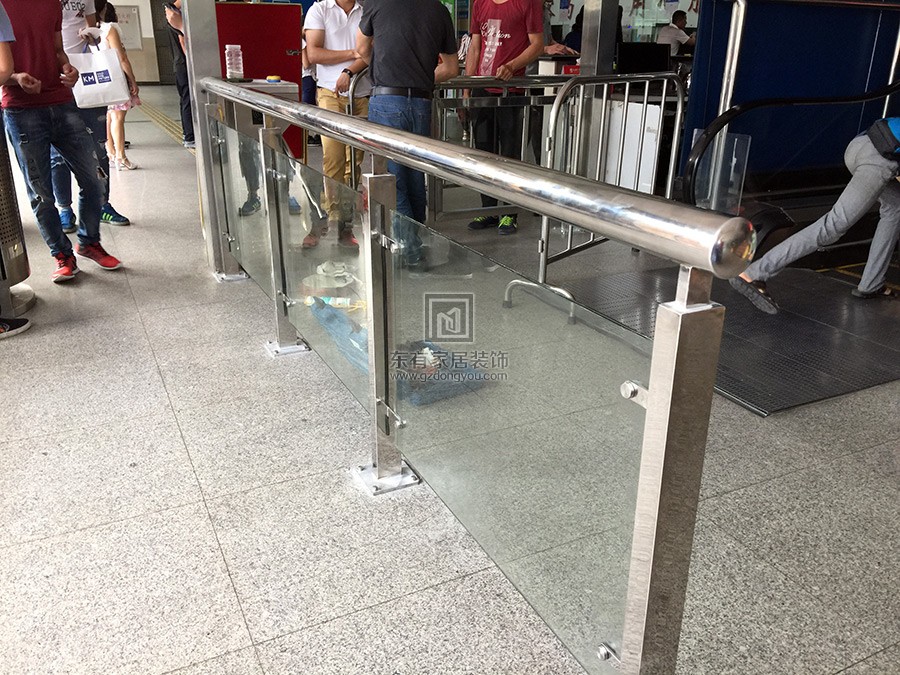 东圃客运站闸机不锈钢玻璃栏杆 编号：LG-002