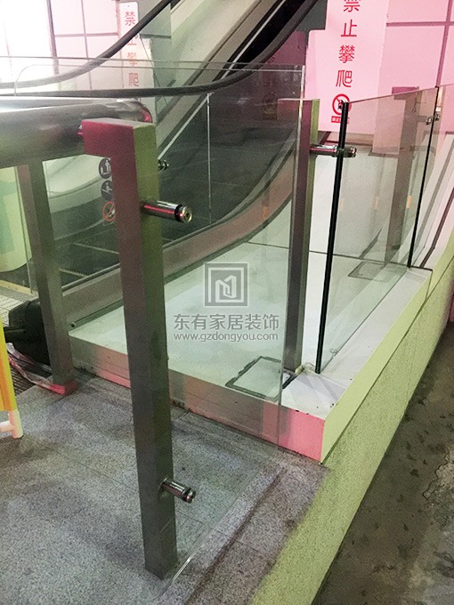 广州家居城扶梯台阶不锈钢玻璃栏杆 LG-037