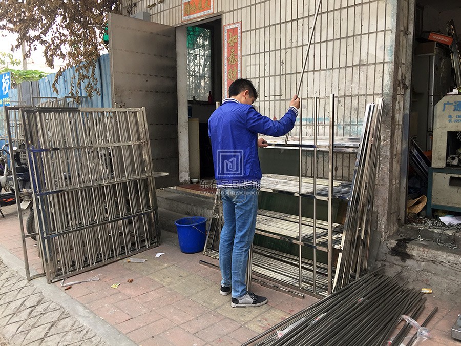 广州出租屋防盗门和防盗网安装工程 FDW-011