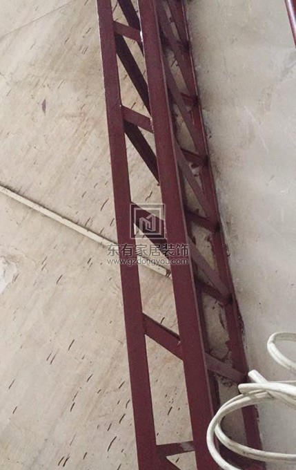 云鹤南街楼先生楼梯加工维修 编号：FS-039