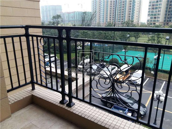 家庭阳台护栏的安装高度是多少 