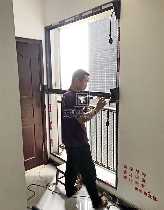 阳光城丽景湾楼盘公共区域加装铝合金窗 MC-170