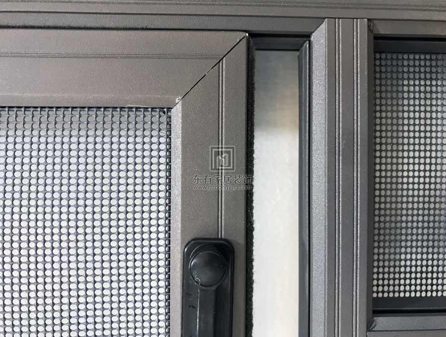 富力银禧许小姐铝合金窗、纱窗细节图