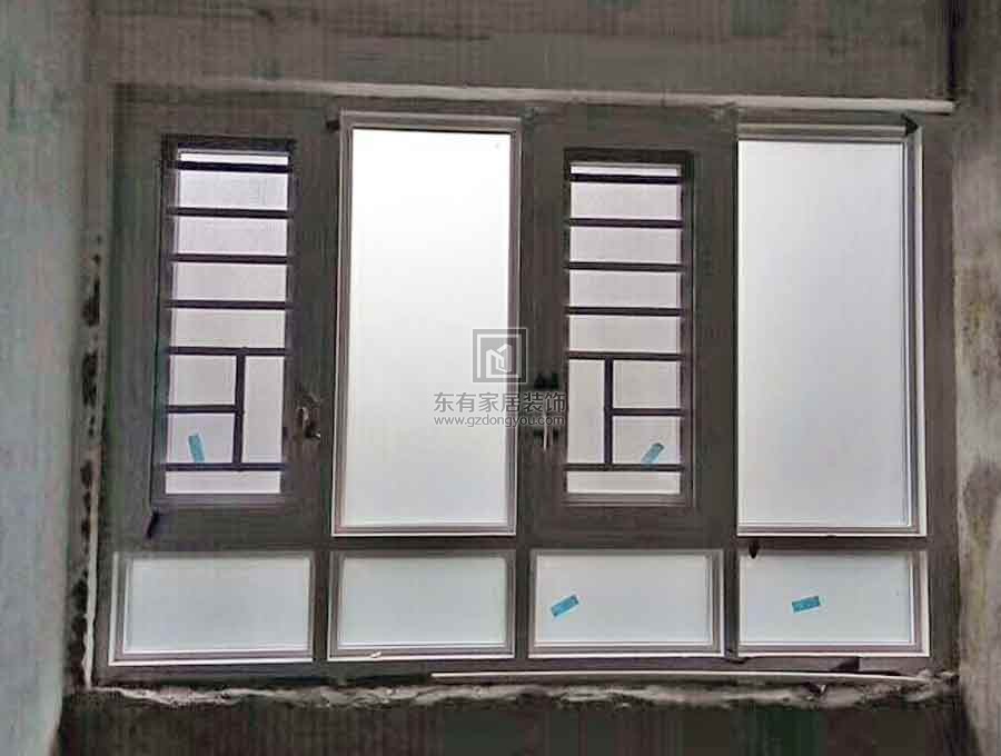 番禺区华南碧桂园白色断桥窗纱一体平开窗加防盗隔条