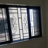 芳村增漖村铝窗花带纱平开窗安装完工