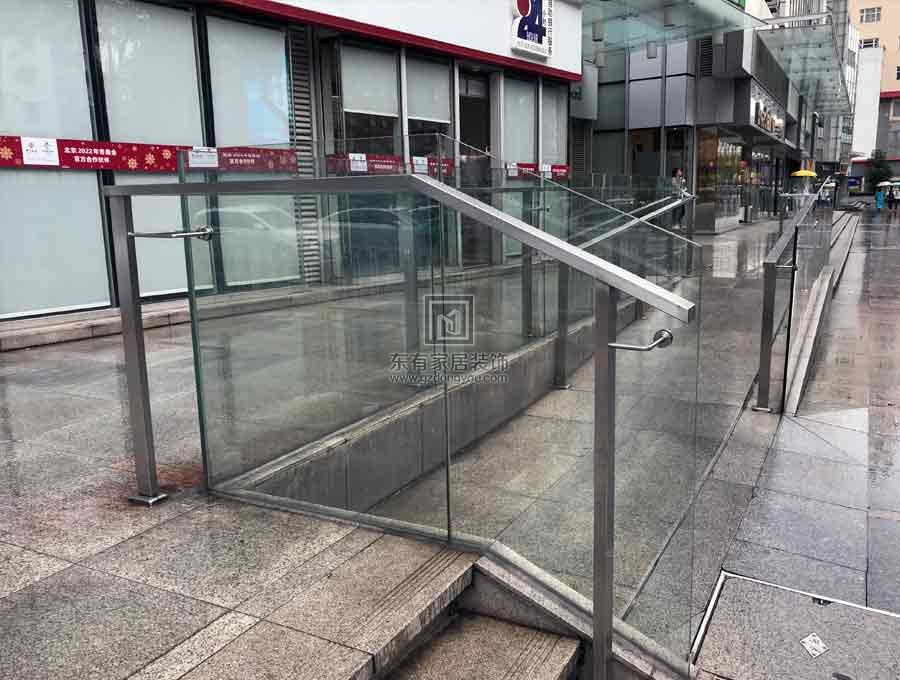 天河太古汇不锈钢玻璃栏杆 LG-092