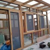 南沙滨海花园仿木纹玻璃雨棚